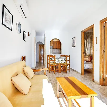 Espanhouse Felisa アパート トレビエハ